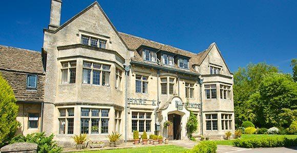 The Hare & Hounds Hotel تيتبري المظهر الخارجي الصورة